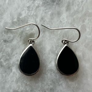 Black and silver teardrop dangling earrings (costume)